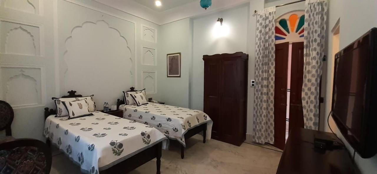 Hotel Raj Rajeshwari Haveli Jaipur Zimmer foto
