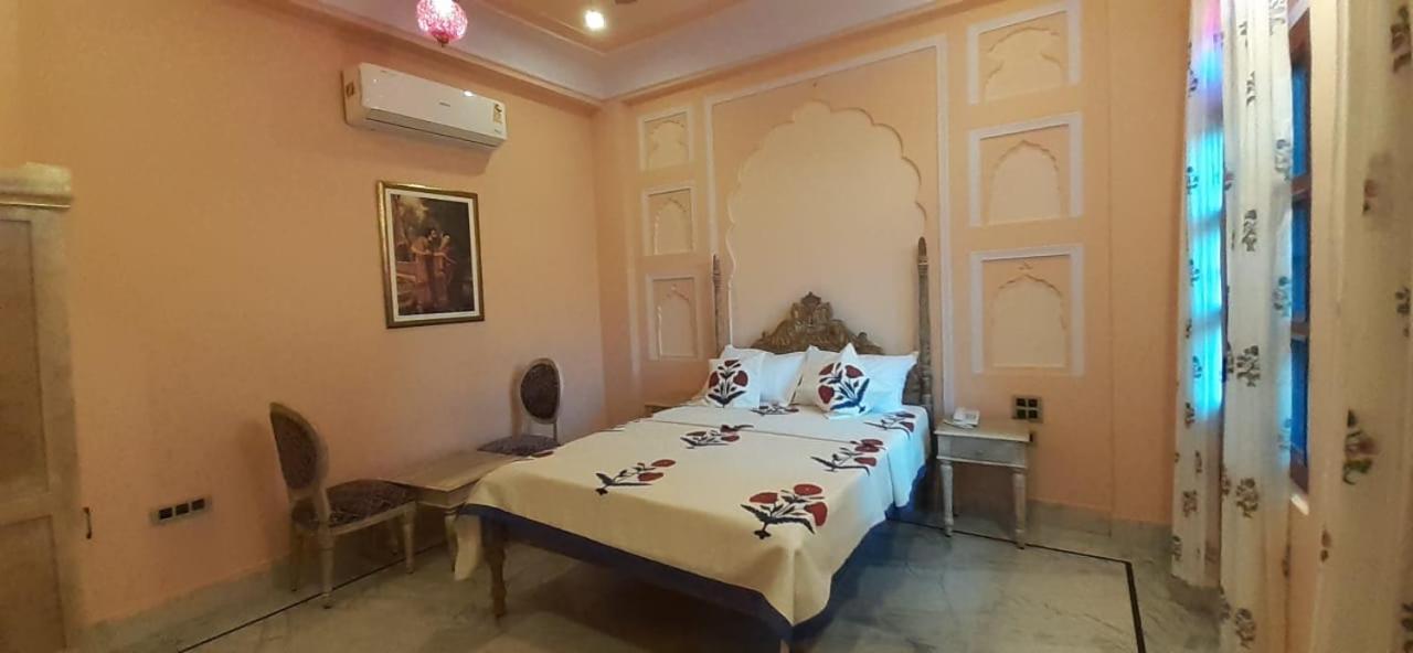Hotel Raj Rajeshwari Haveli Jaipur Zimmer foto