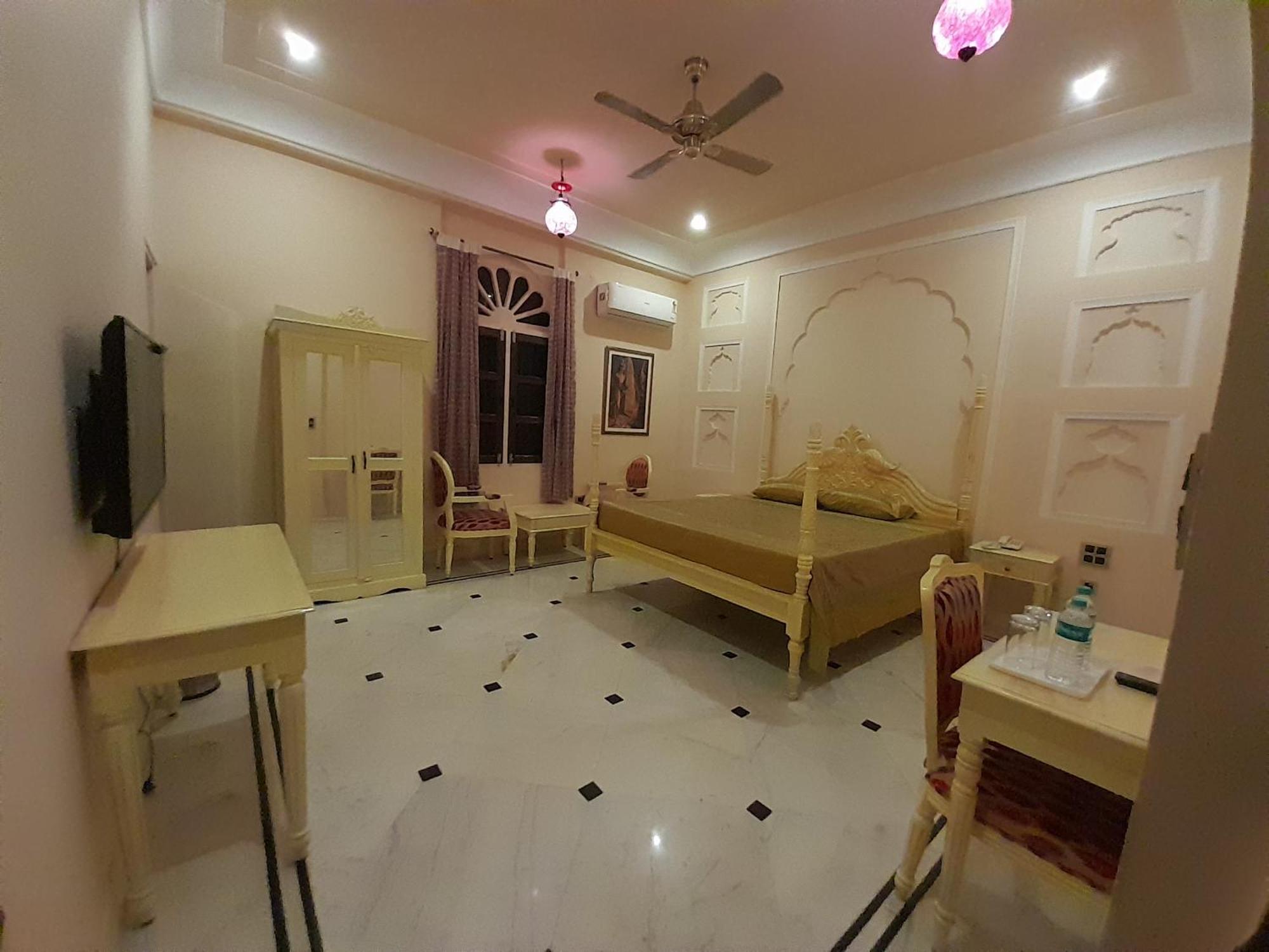 Hotel Raj Rajeshwari Haveli Jaipur Zimmer foto